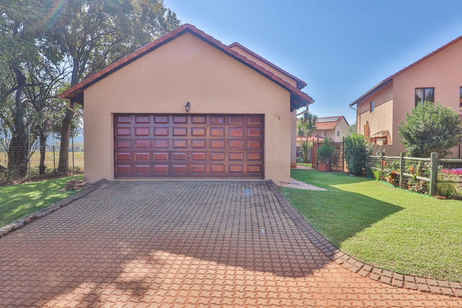 To Let 3 Bedroom Property for Rent in The Coves North West